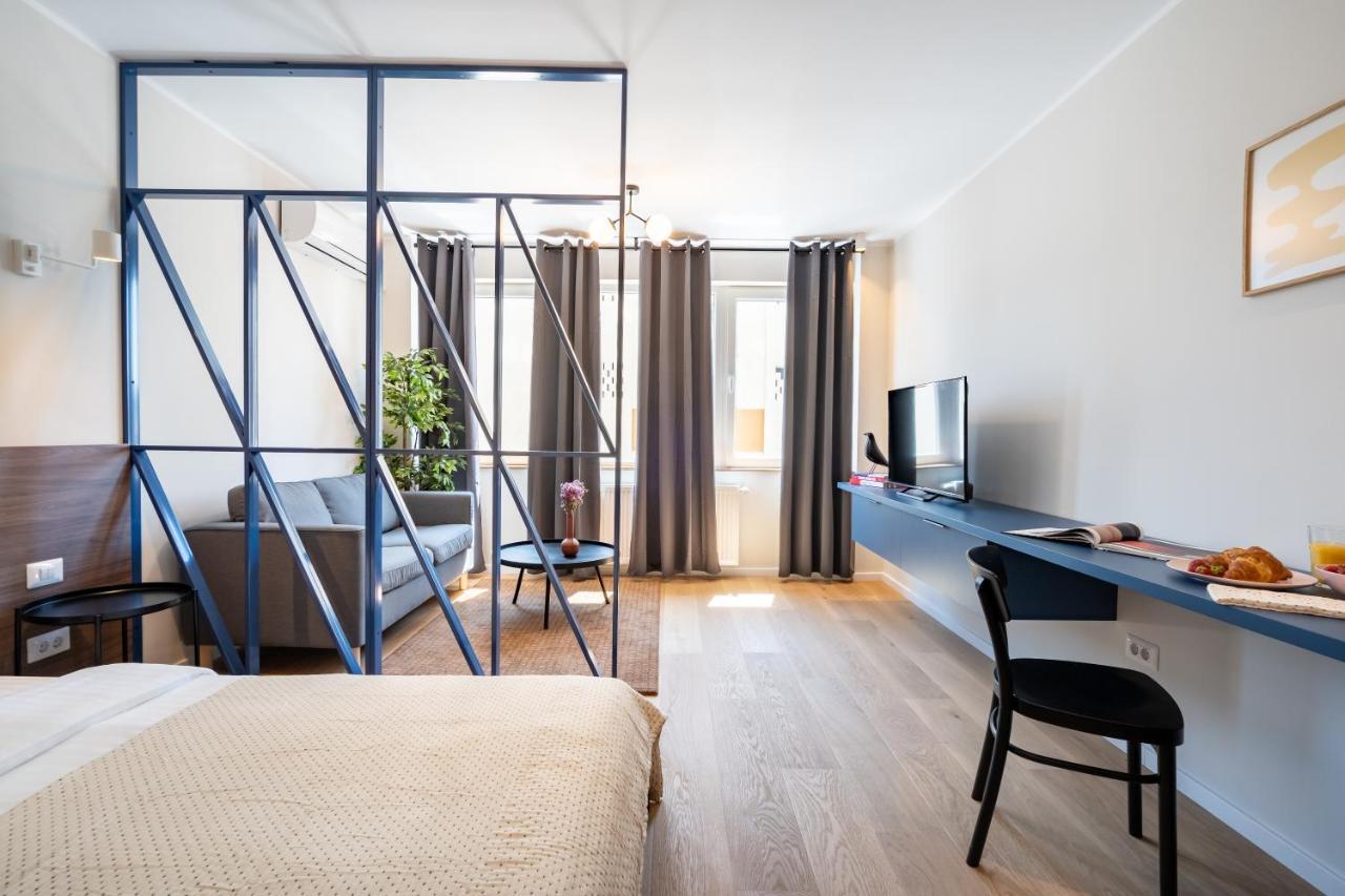 Elegant Studio In The Heart Of The Town Bucareste Exterior foto
